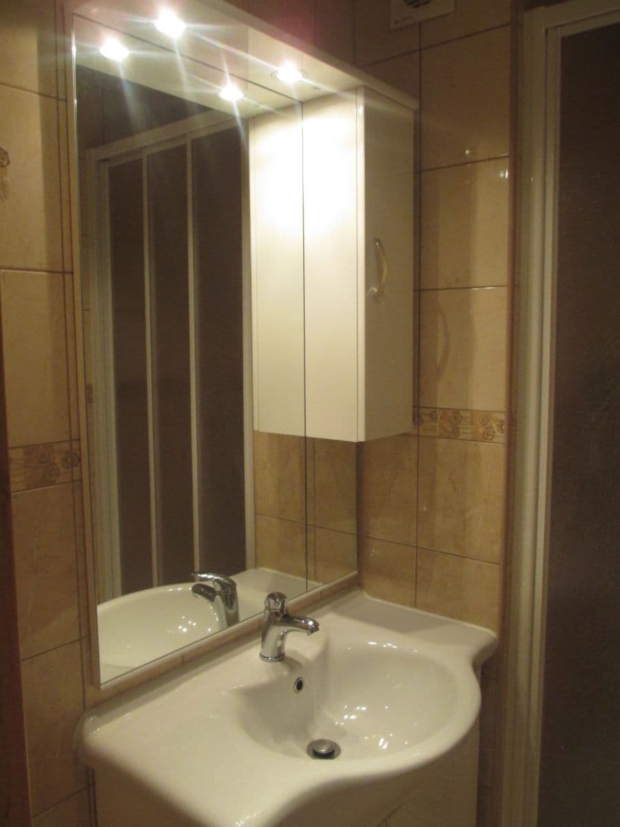 Prenájom bytu 1-izbový 36 m², Alej 17. listopadu, Roudnice nad Labem, Ústecký kraj Prenájom bytu 1-izbový 36 m², Alej 17. listopadu, Roudnice nad Labem, Ústecký kraj