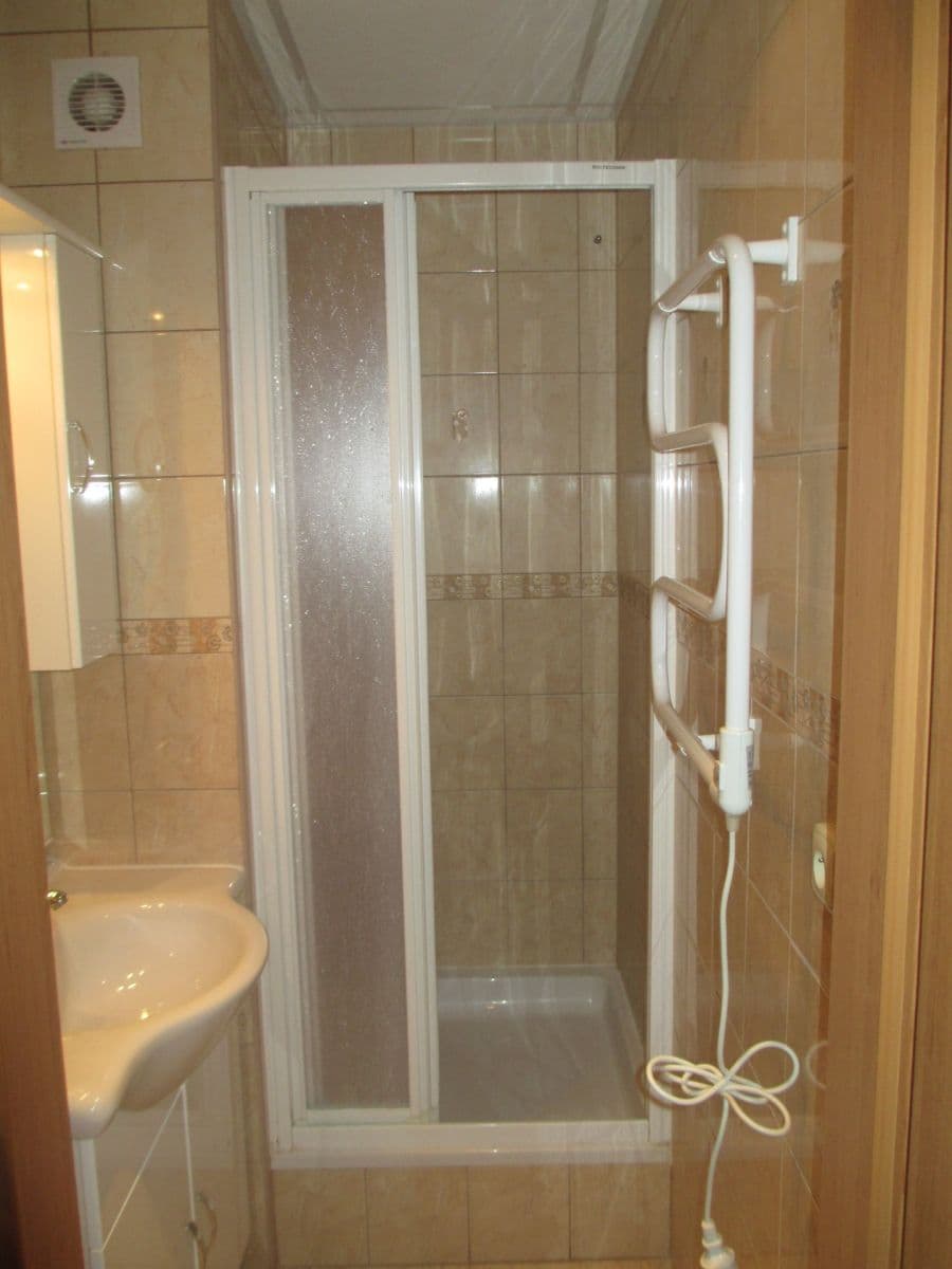 Prenájom bytu 1-izbový 36 m², Alej 17. listopadu, Roudnice nad Labem, Ústecký kraj Prenájom bytu 1-izbový 36 m², Alej 17. listopadu, Roudnice nad Labem, Ústecký kraj