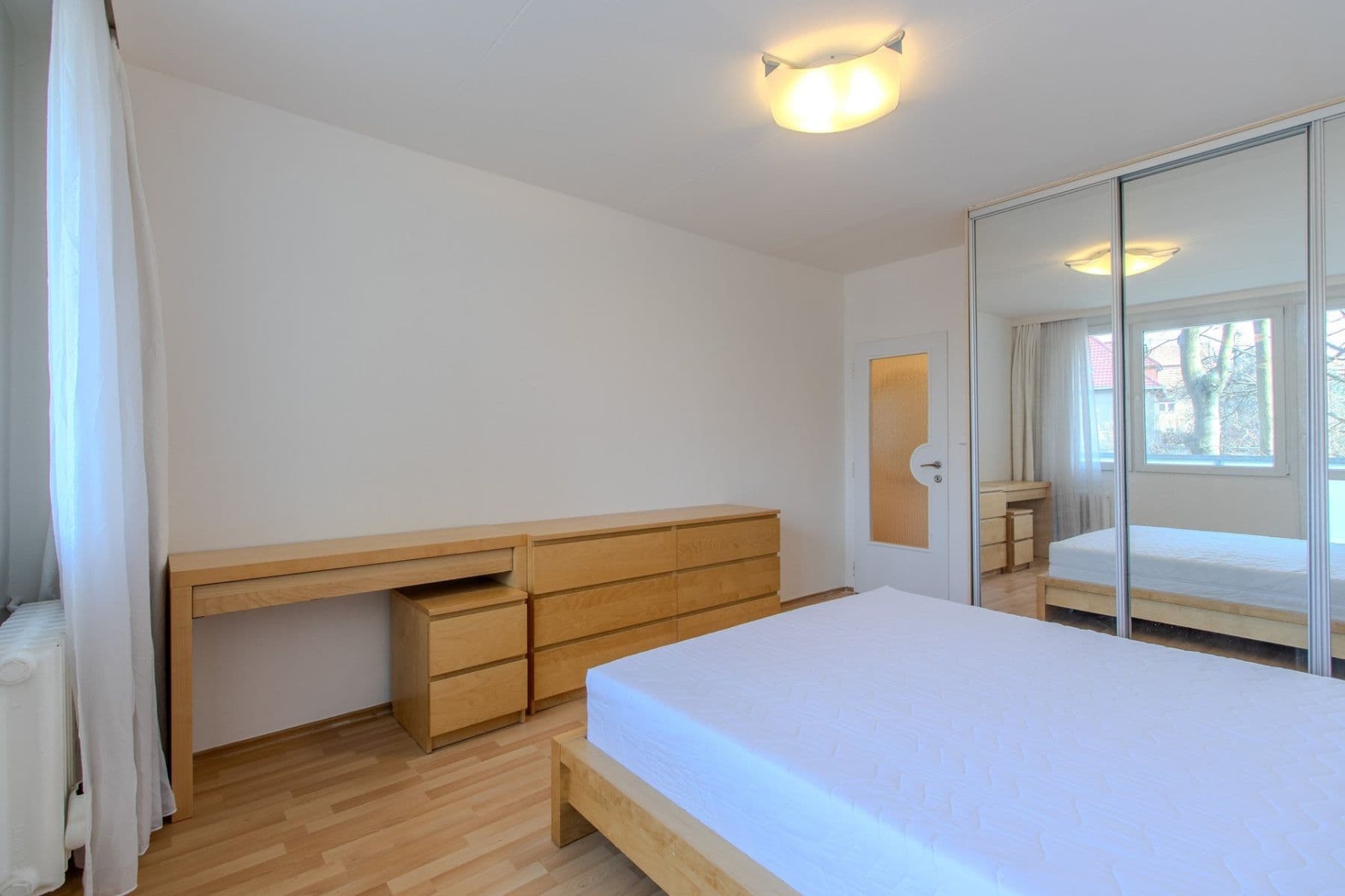 Prenájom bytu 3-izbový 66 m², Košťálkova, Praha, Praha Prenájom bytu 3-izbový 66 m², Košťálkova, Praha, Praha