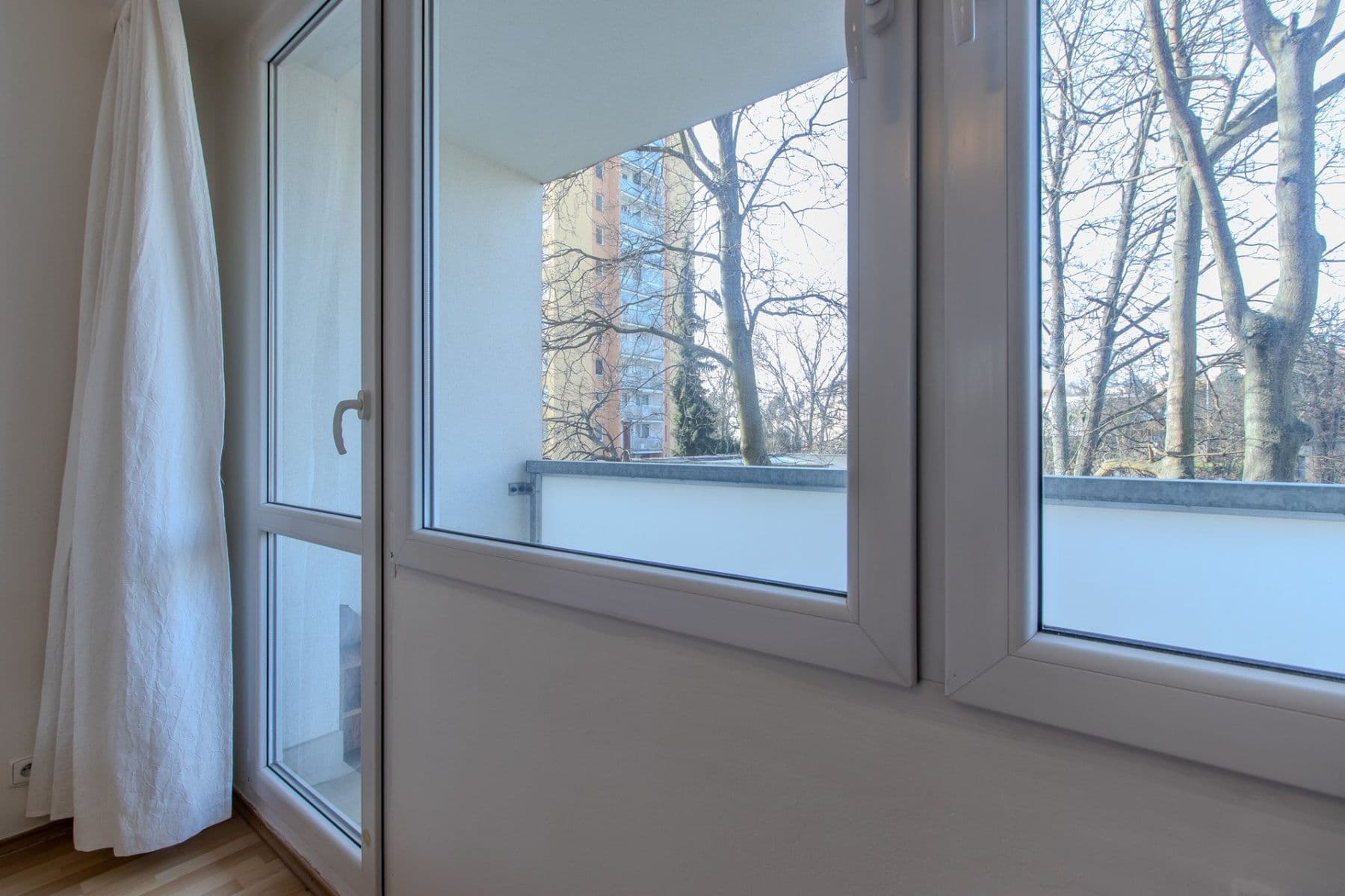 Prenájom bytu 3-izbový 66 m², Košťálkova, Praha, Praha Prenájom bytu 3-izbový 66 m², Košťálkova, Praha, Praha