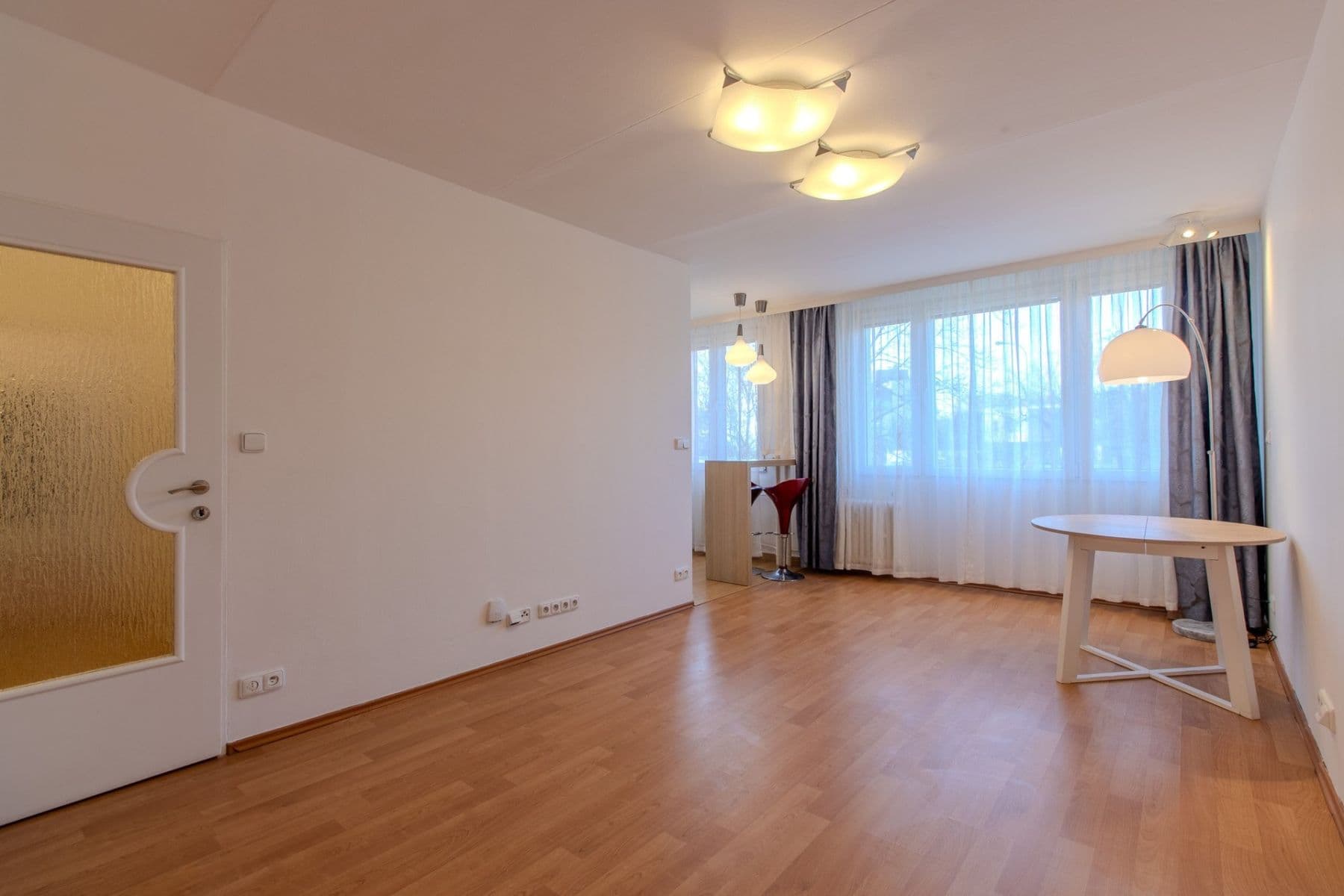 Prenájom bytu 3-izbový 66 m², Košťálkova, Praha, Praha Prenájom bytu 3-izbový 66 m², Košťálkova, Praha, Praha