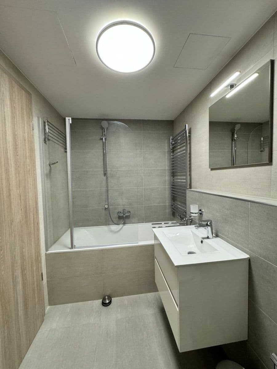 Prenájom bytu 2-izbový 55 m², Kartónová, Plzeň, Plzeňský kraj Prenájom bytu 2-izbový 55 m², Kartónová, Plzeň, Plzeňský kraj