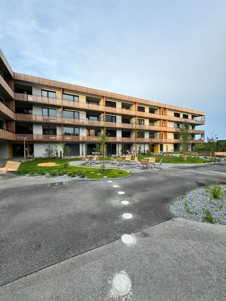 Prenájom bytu 2-izbový 55 m², Kartónová, Plzeň, Plzeňský kraj Prenájom bytu 2-izbový 55 m², Kartónová, Plzeň, Plzeňský kraj