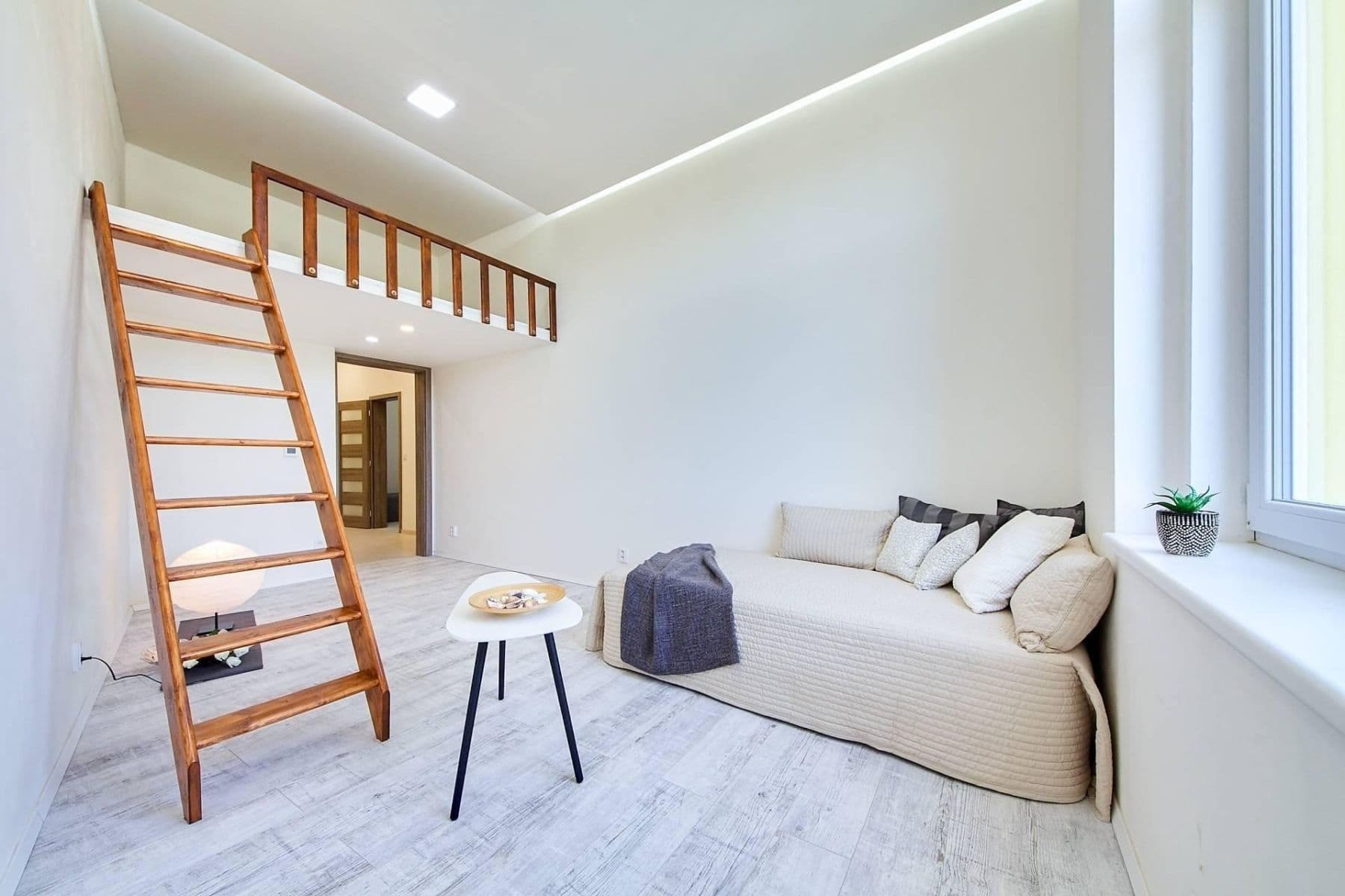 Predaj bytu 1-izbový 38 m², Zenklova, Praha, Praha Predaj bytu 1-izbový 38 m², Zenklova, Praha, Praha