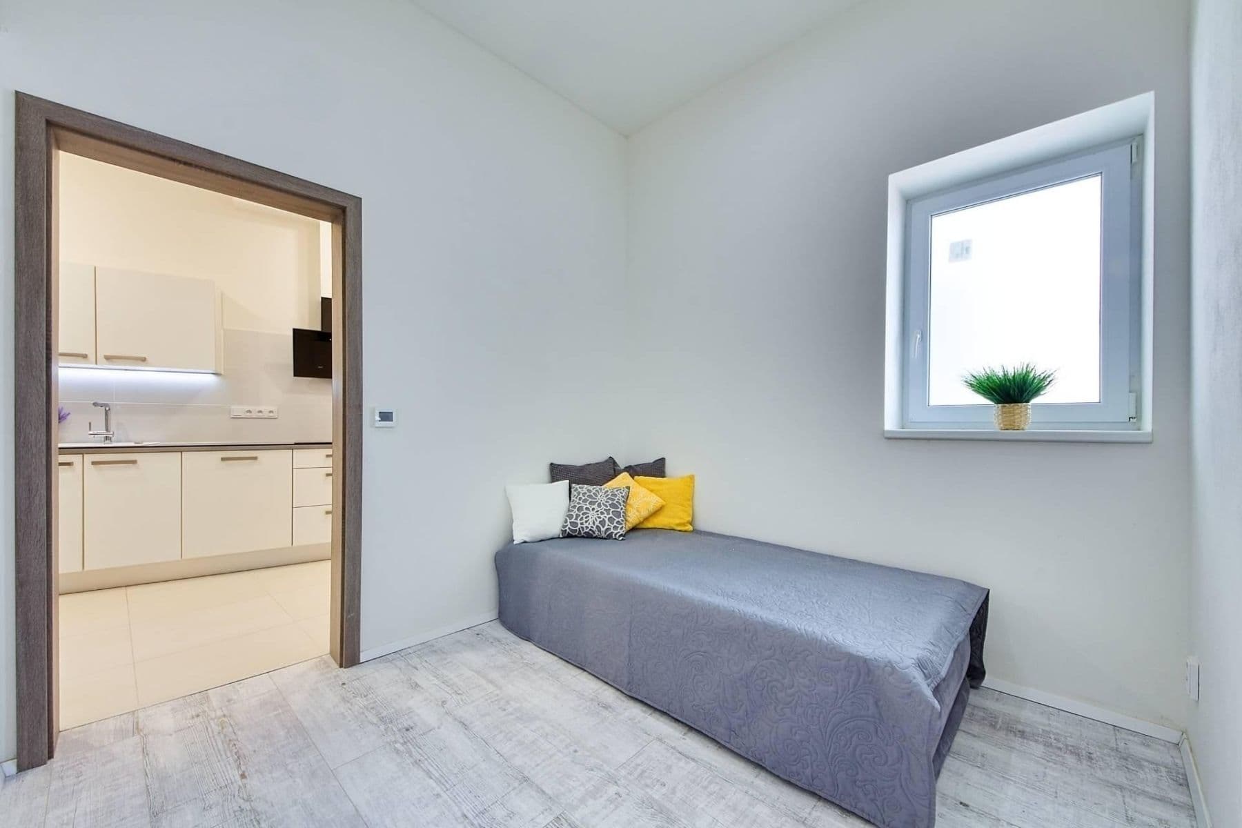 Predaj bytu 1-izbový 38 m², Zenklova, Praha, Praha Predaj bytu 1-izbový 38 m², Zenklova, Praha, Praha