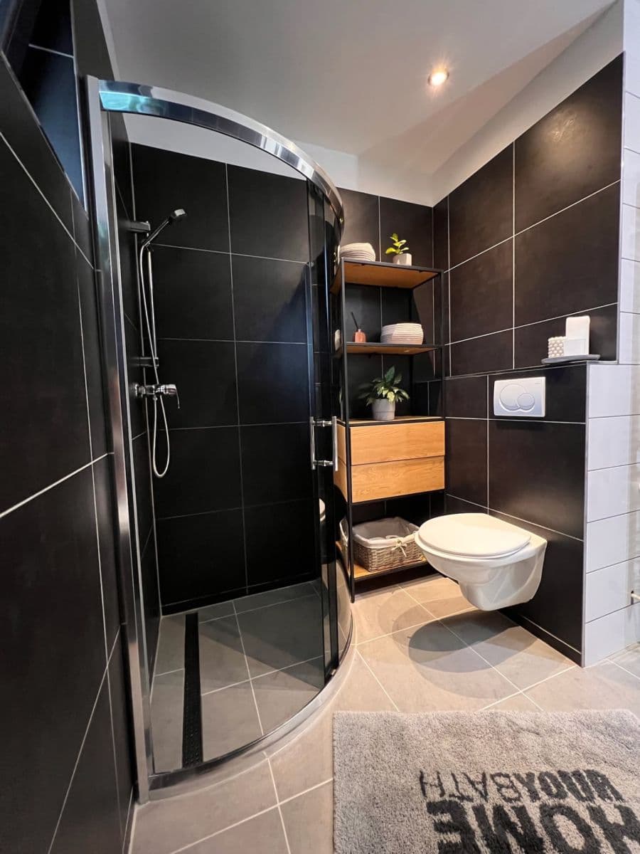 Predaj domu 195 m², pozemek 905 m², Vlčice, Královéhradecký kraj Predaj domu 195 m², pozemek 905 m², Vlčice, Královéhradecký kraj