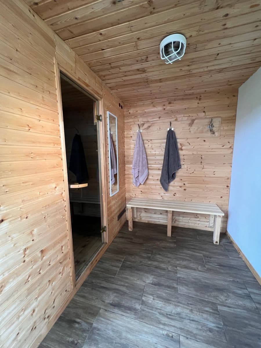 Predaj domu 195 m², pozemek 905 m², Vlčice, Královéhradecký kraj Predaj domu 195 m², pozemek 905 m², Vlčice, Královéhradecký kraj