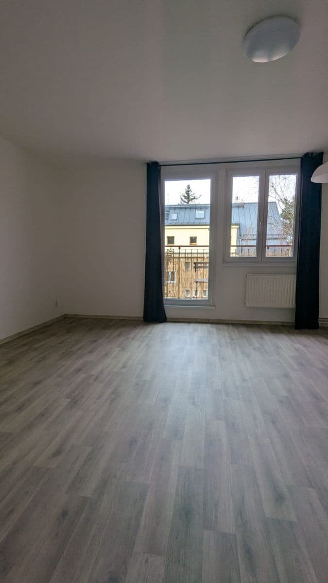 Prenájom bytu 3-izbový 75 m², Na Šmukýřce, Praha, Praha Prenájom bytu 3-izbový 75 m², Na Šmukýřce, Praha, Praha