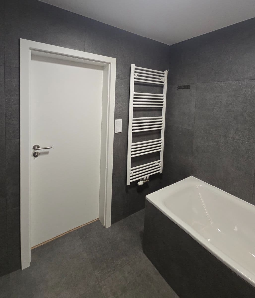 Prenájom bytu 3-izbový 64 m², Fabiánova, Praha, Praha Prenájom bytu 3-izbový 64 m², Fabiánova, Praha, Praha