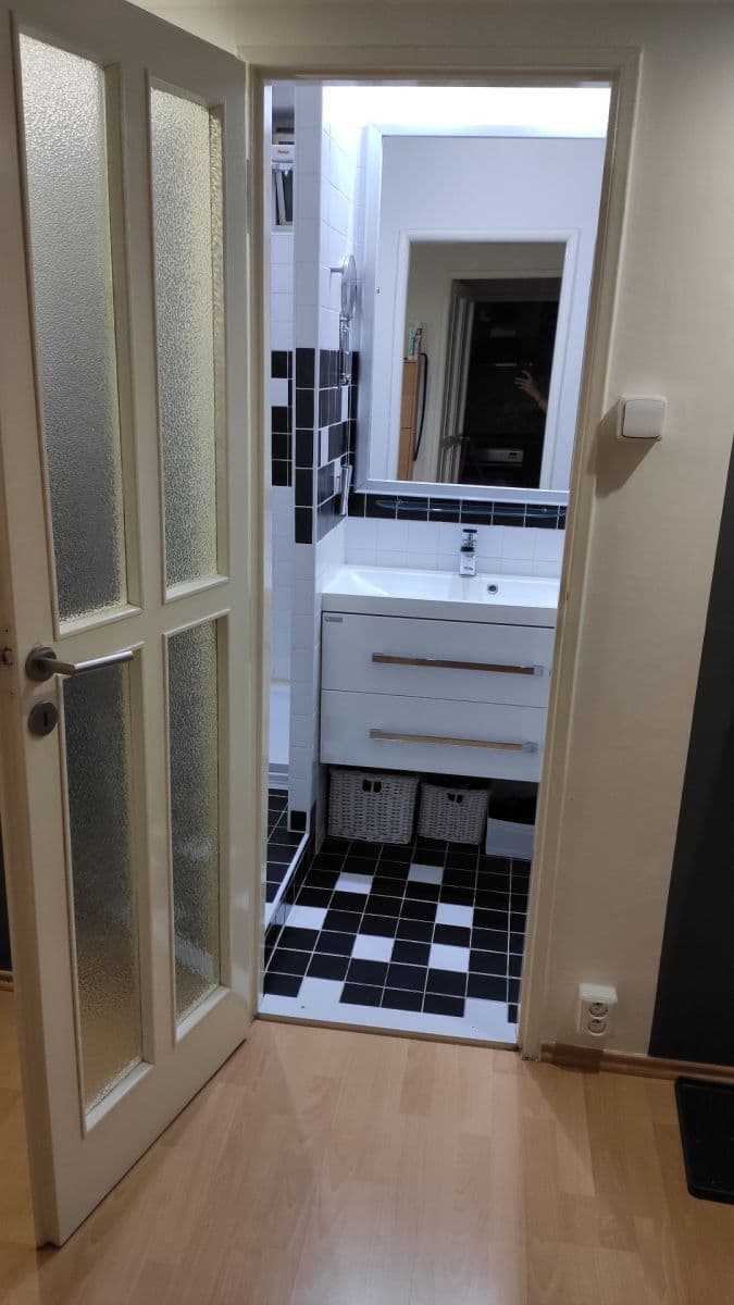 Prenájom bytu 2-izbový 46 m², Rajmonova, Praha, Praha Prenájom bytu 2-izbový 46 m², Rajmonova, Praha, Praha