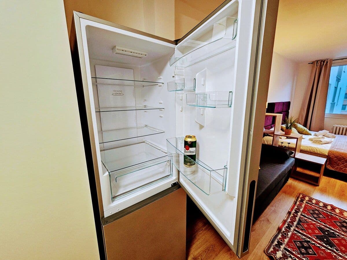 Prenájom bytu 55 m², Čenětická a, Praha, Praha Prenájom bytu 55 m², Čenětická a, Praha, Praha