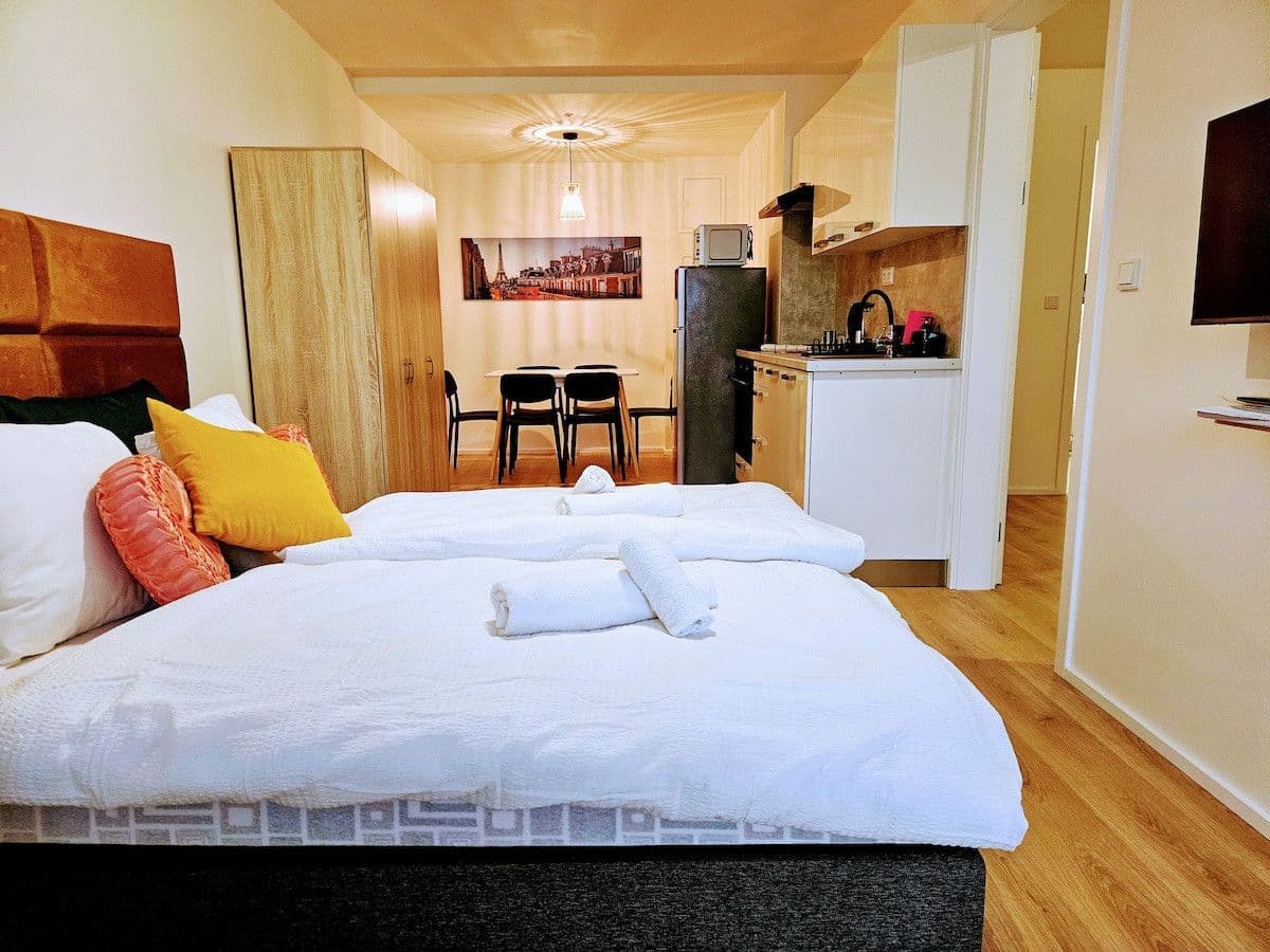 Prenájom bytu 55 m², Čenětická a, Praha, Praha Prenájom bytu 55 m², Čenětická a, Praha, Praha