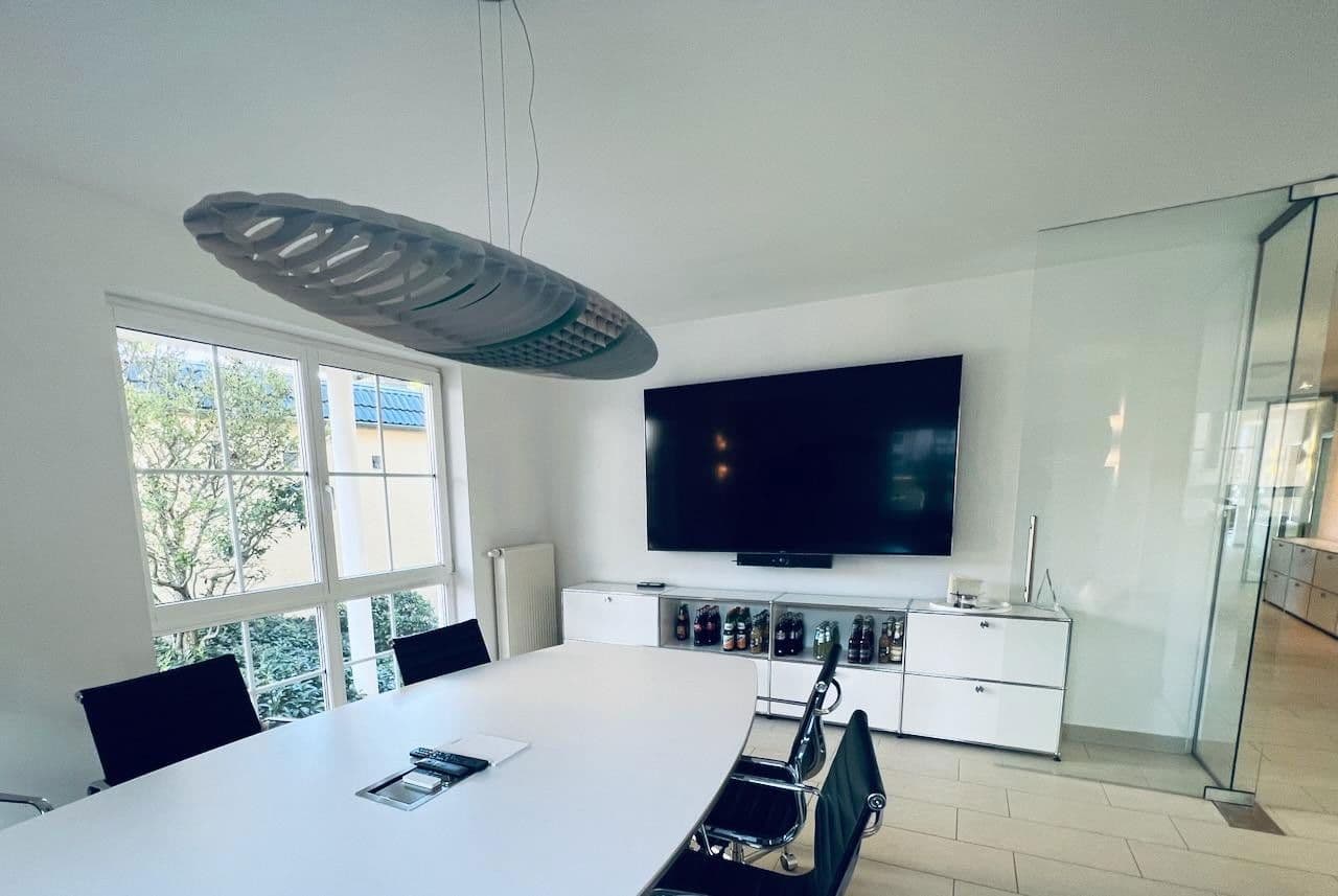 Prenájom kancelárie 200 m², Schloßstr. 26, Neuhausen auf den Fildern, Bádensko-Wurttembersko Prenájom kancelárie 200 m², Schloßstr. 26, Neuhausen auf den Fildern, Bádensko-Wurttembersko