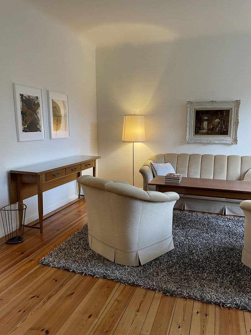 Prenájom bytu 2-izbový 71 m², Südwestkorso 56, Berlin, Berlín Prenájom bytu 2-izbový 71 m², Südwestkorso 56, Berlin, Berlín