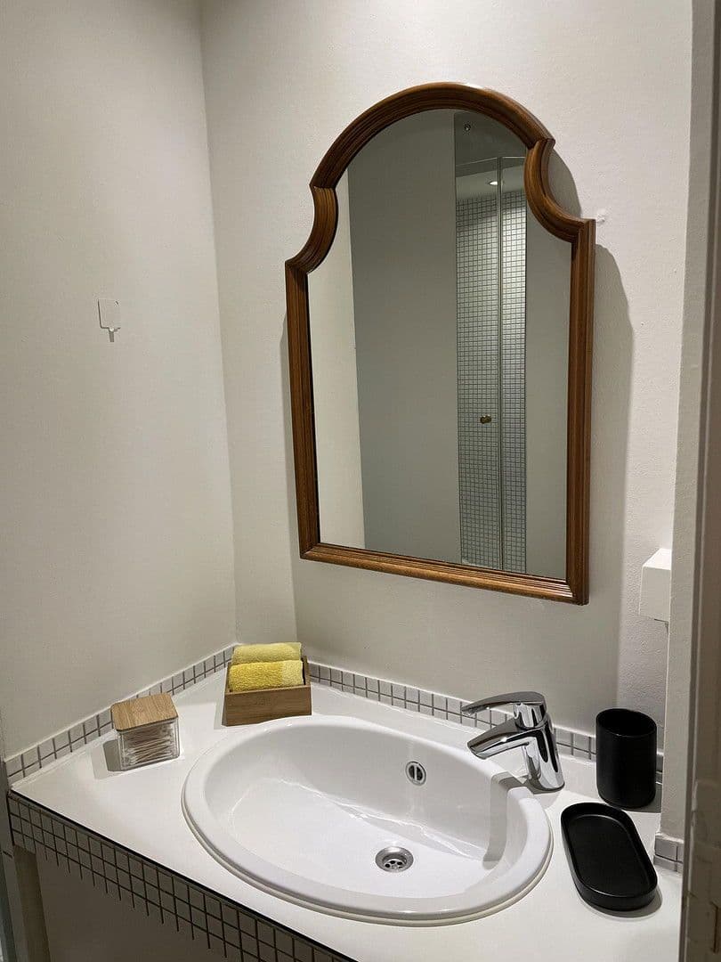 Prenájom bytu 2-izbový 71 m², Südwestkorso 56, Berlin, Berlín Prenájom bytu 2-izbový 71 m², Südwestkorso 56, Berlin, Berlín