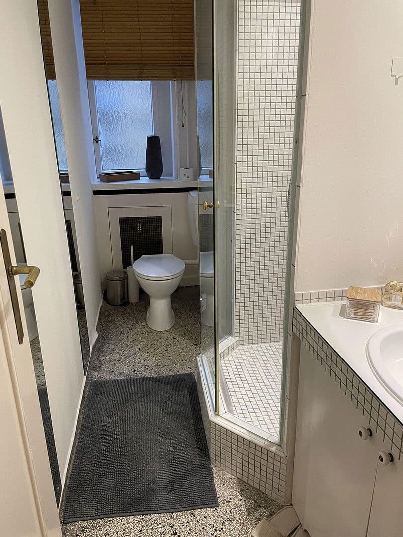 Prenájom bytu 2-izbový 71 m², Südwestkorso 56, Berlin, Berlín Prenájom bytu 2-izbový 71 m², Südwestkorso 56, Berlin, Berlín