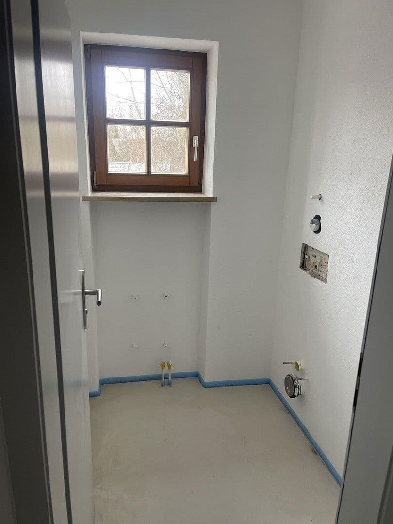 Prenájom bytu 4-izbový 110 m², Schloßstraße, Oberding/Notzing, Bavorsko Prenájom bytu 4-izbový 110 m², Schloßstraße, Oberding/Notzing, Bavorsko