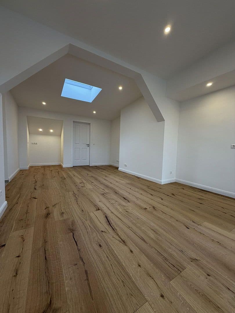 Prenájom bytu 3-izbový 80 m², Ebersstraße 58, Berlin, Berlín Prenájom bytu 3-izbový 80 m², Ebersstraße 58, Berlin, Berlín