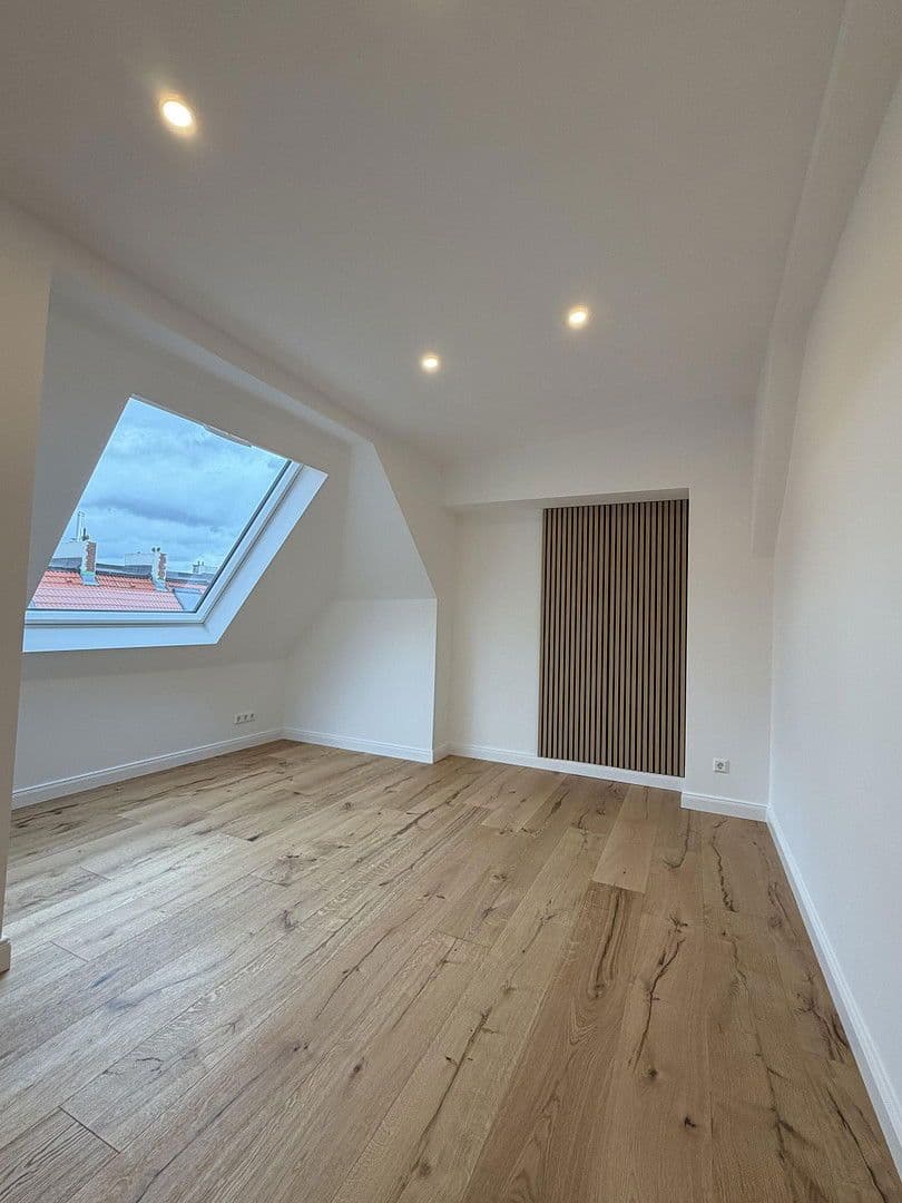 Prenájom bytu 3-izbový 80 m², Ebersstraße 58, Berlin, Berlín Prenájom bytu 3-izbový 80 m², Ebersstraße 58, Berlin, Berlín