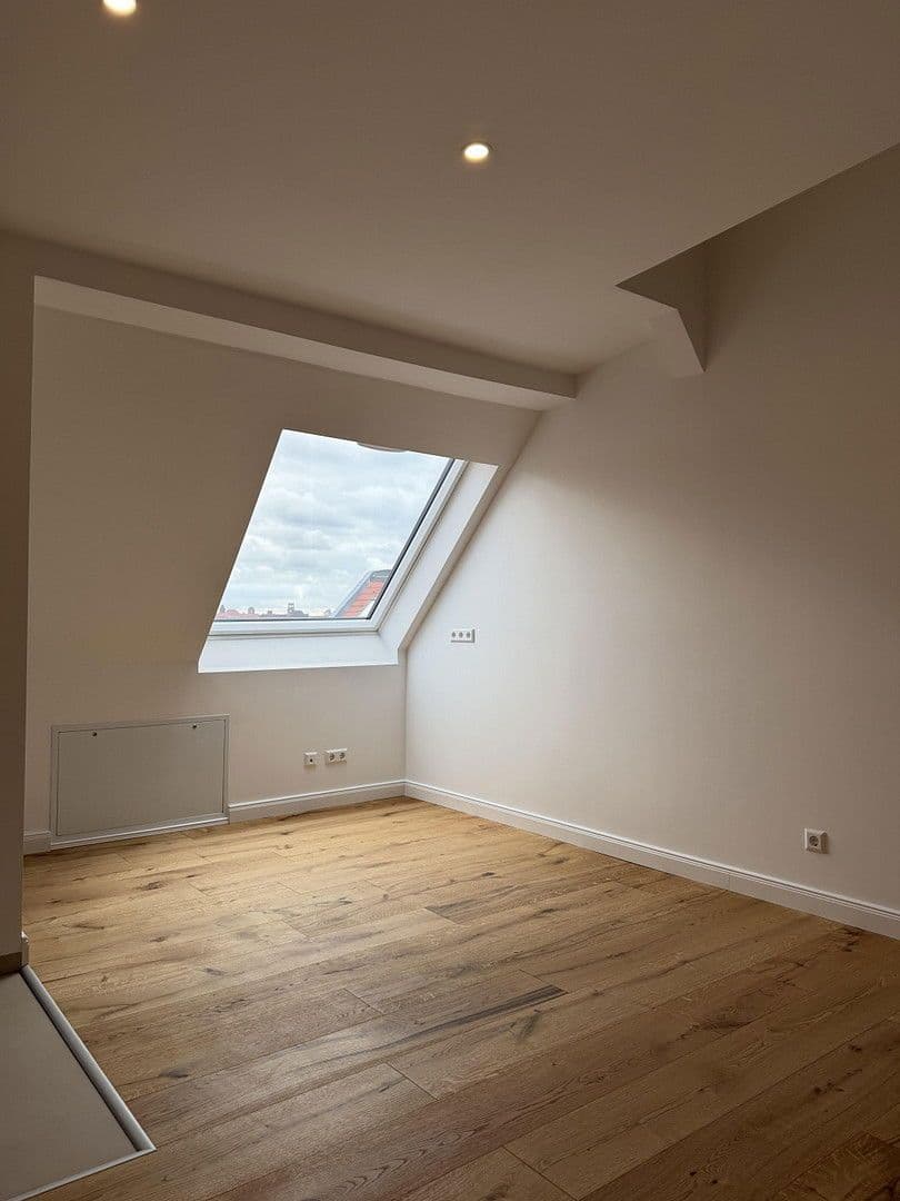 Prenájom bytu 3-izbový 70 m², Ebersstraße 58, Berlin, Berlín Prenájom bytu 3-izbový 70 m², Ebersstraße 58, Berlin, Berlín