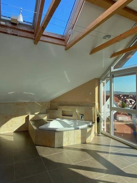 Predaj bytu 5-izbový 229 m², Bad Windsheim, Bavorsko Predaj bytu 5-izbový 229 m², Bad Windsheim, Bavorsko