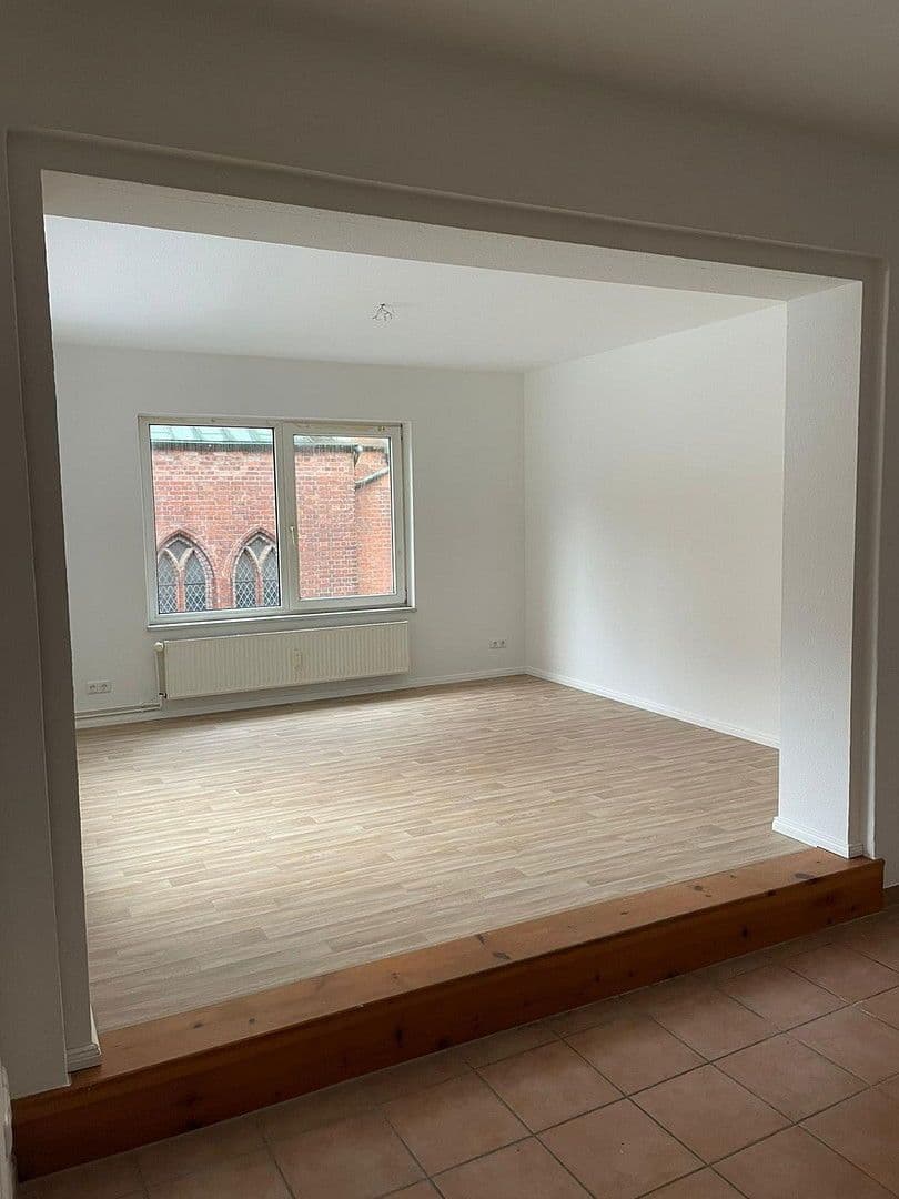 Prenájom bytu 1-izbový 50 m², Lübeck, Šlezvicko-Holštajnsko Prenájom bytu 1-izbový 50 m², Lübeck, Šlezvicko-Holštajnsko