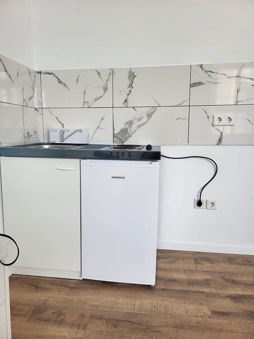 Prenájom bytu 1-izbový 27 m², Bonn, Severné Porýnie - Westfálsko Prenájom bytu 1-izbový 27 m², Bonn, Severné Porýnie - Westfálsko