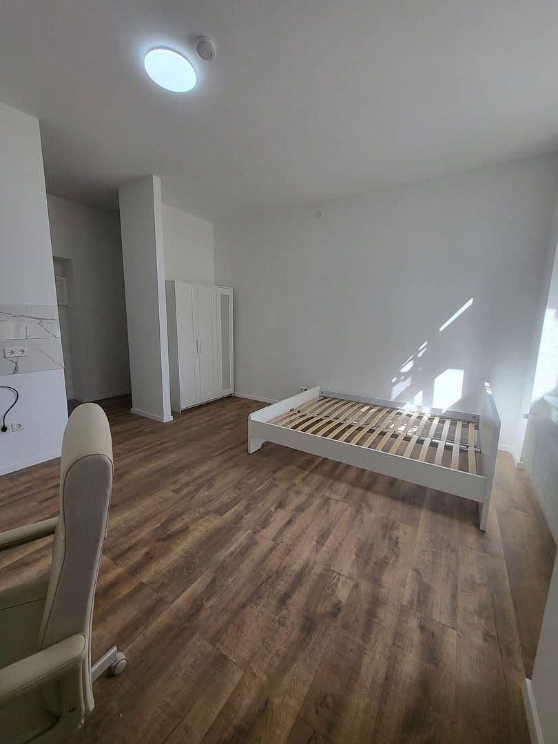 Prenájom bytu 1-izbový 27 m², Bonn, Severné Porýnie - Westfálsko Prenájom bytu 1-izbový 27 m², Bonn, Severné Porýnie - Westfálsko