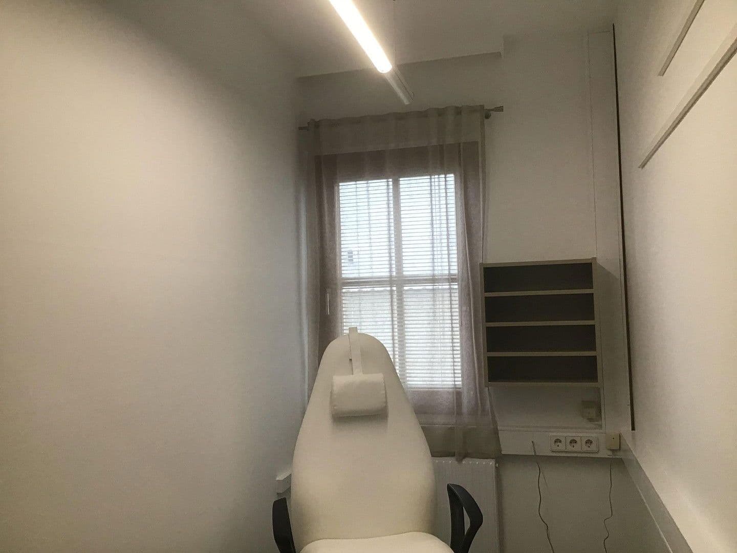 Predaj domu 100 m², pozemek 578 m², Neusiedl am See, Burgenland Predaj domu 100 m², pozemek 578 m², Neusiedl am See, Burgenland