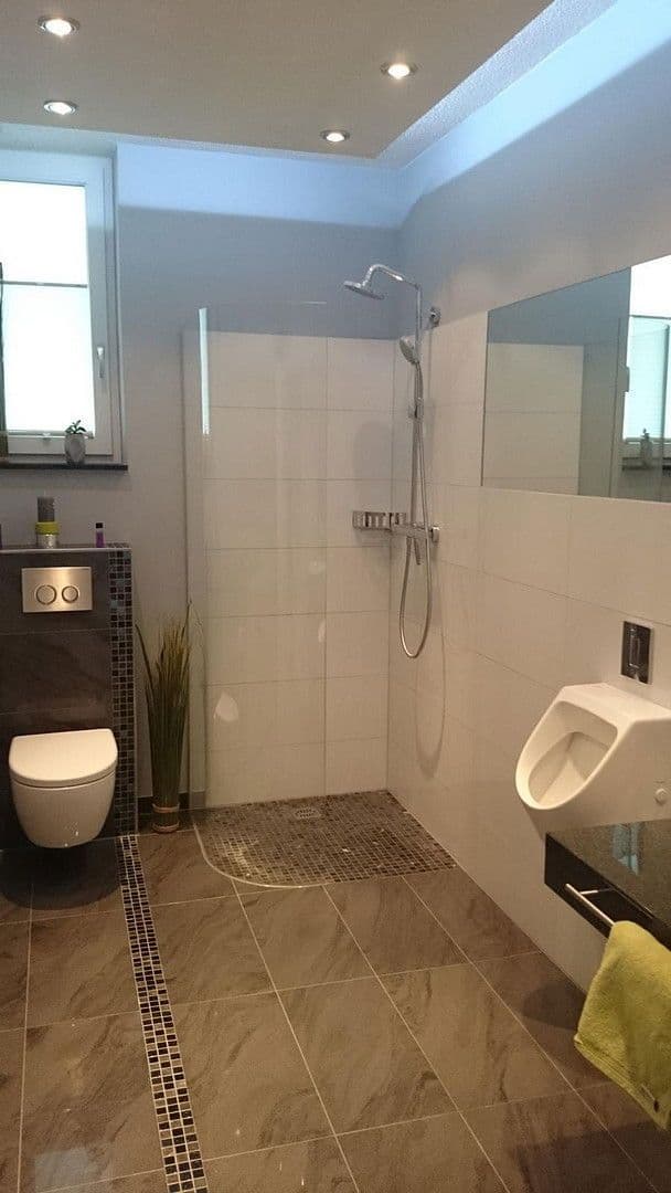 Predaj domu 220 m², pozemek 600 m², Kleines Wiesental, Bádensko-Wurttembersko Predaj domu 220 m², pozemek 600 m², Kleines Wiesental, Bádensko-Wurttembersko