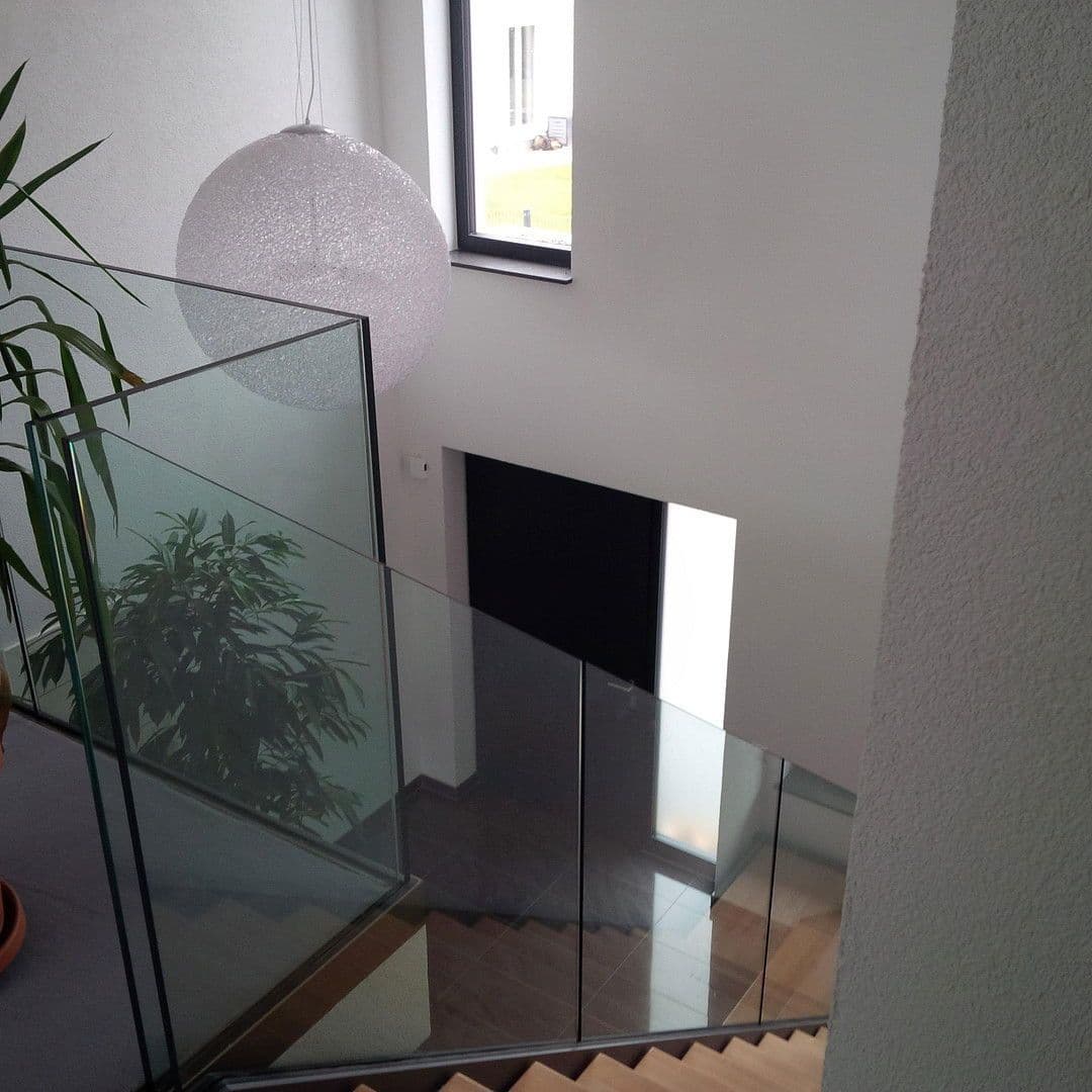 Predaj domu 220 m², pozemek 600 m², Kleines Wiesental, Bádensko-Wurttembersko Predaj domu 220 m², pozemek 600 m², Kleines Wiesental, Bádensko-Wurttembersko