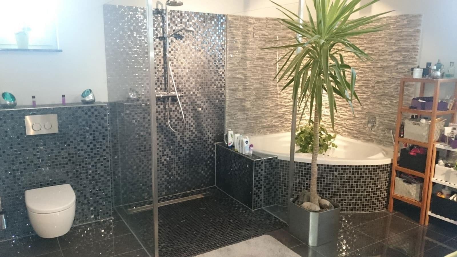 Predaj domu 220 m², pozemek 600 m², Kleines Wiesental, Bádensko-Wurttembersko Predaj domu 220 m², pozemek 600 m², Kleines Wiesental, Bádensko-Wurttembersko