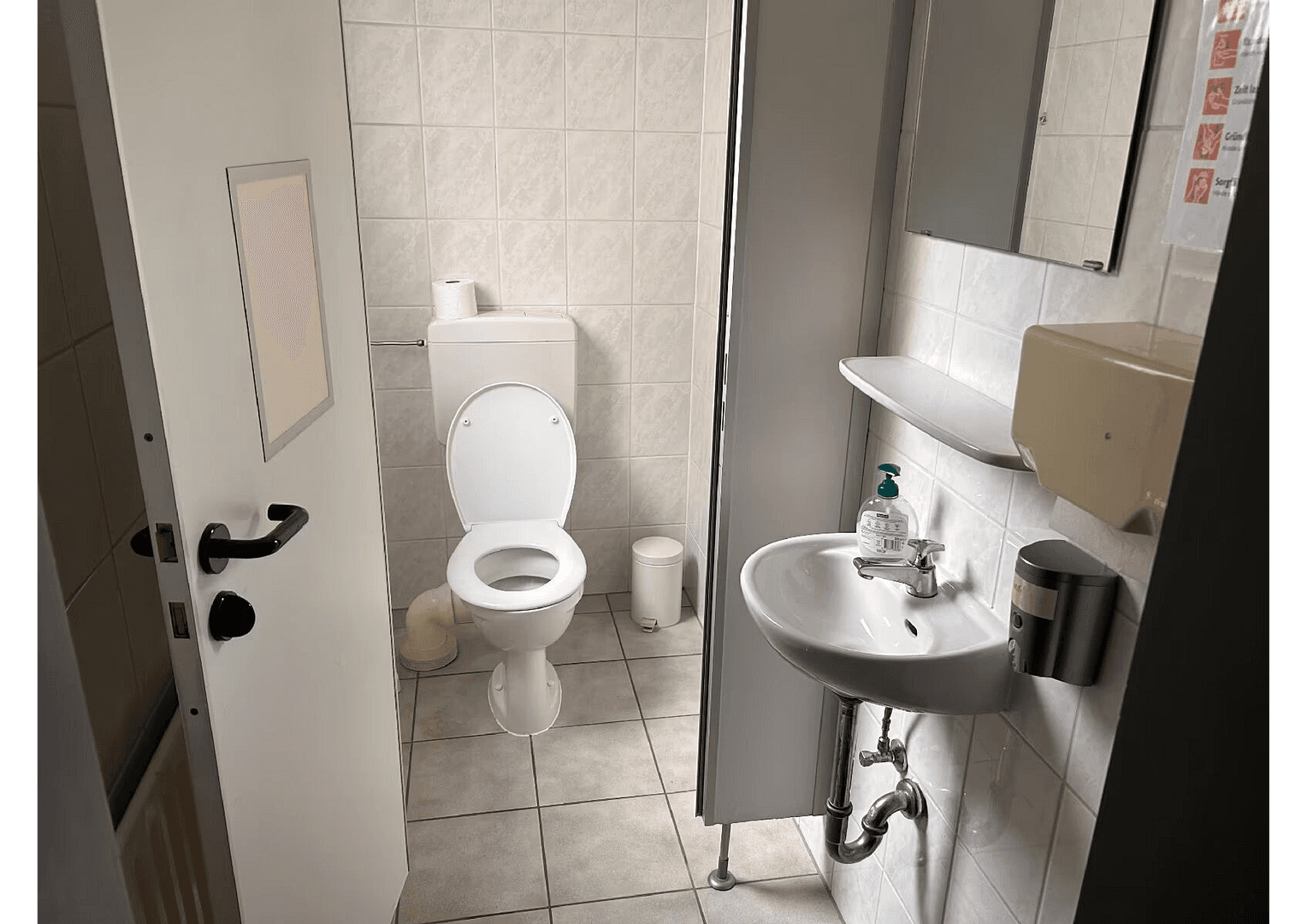 Prenájom kancelárie 66 m², Mittelstr. 1, Detmold, Severné Porýnie - Westfálsko Prenájom kancelárie 66 m², Mittelstr. 1, Detmold, Severné Porýnie - Westfálsko