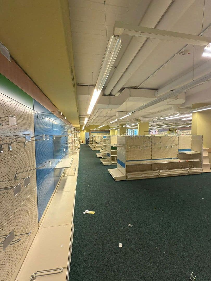 Prenájom nebytového priestoru 650 m², Am Kronengarten 1-7, Hilden, Severné Porýnie - Westfálsko Prenájom nebytového priestoru 650 m², Am Kronengarten 1-7, Hilden, Severné Porýnie - Westfálsko