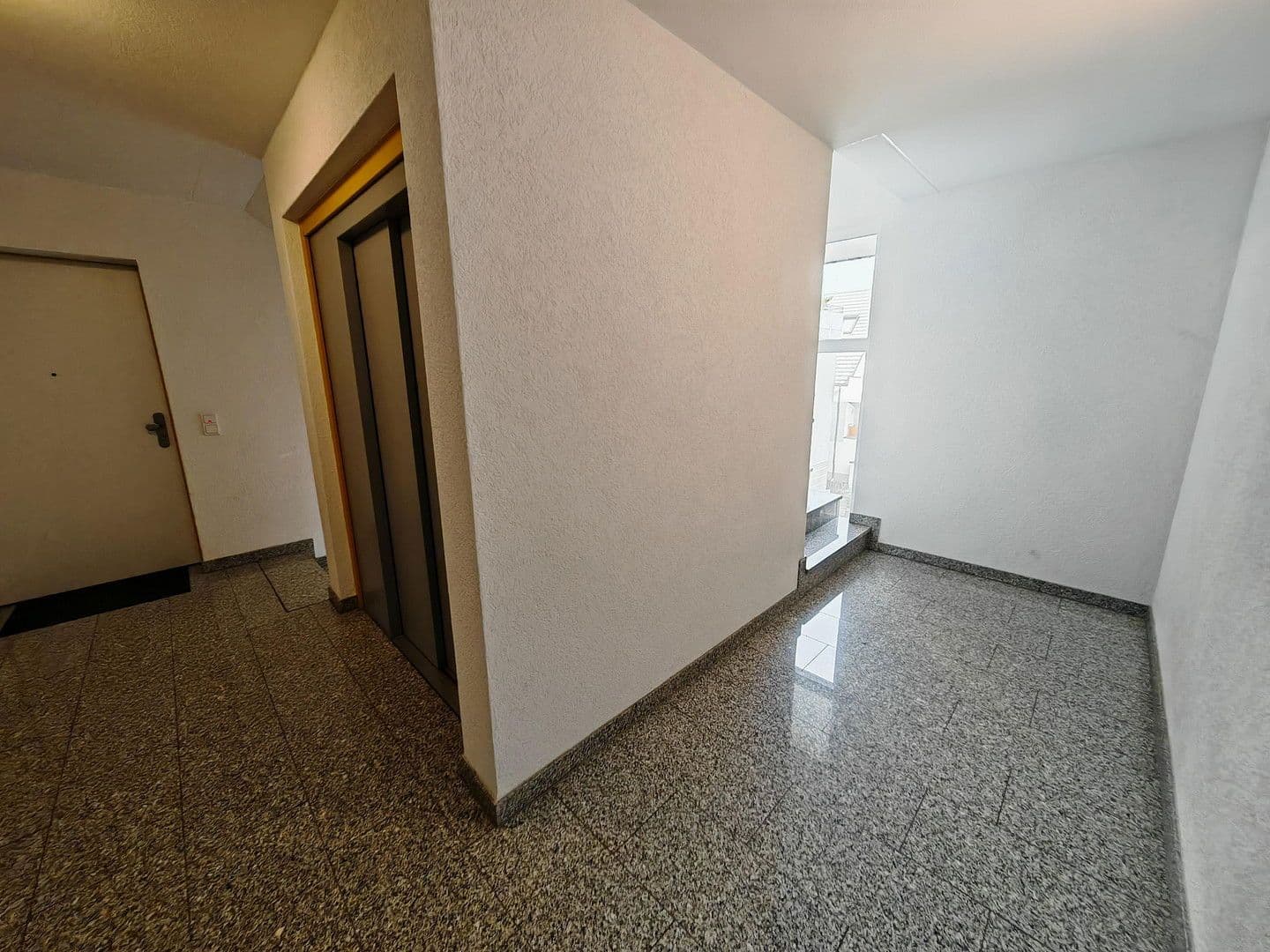 Predaj bytu 3-izbový 91 m², Maintal, Hesensko Predaj bytu 3-izbový 91 m², Maintal, Hesensko