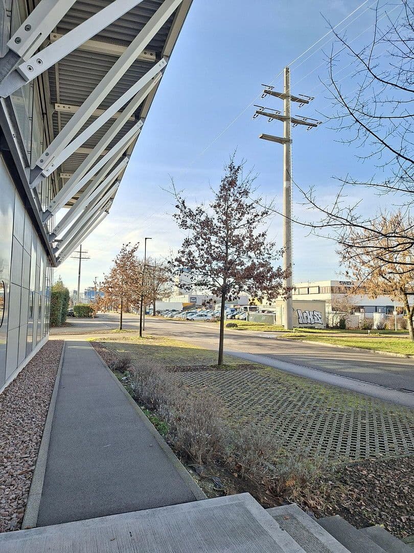 Prenájom kancelárie 371 m², Weil am Rhein, Bádensko-Wurttembersko Prenájom kancelárie 371 m², Weil am Rhein, Bádensko-Wurttembersko