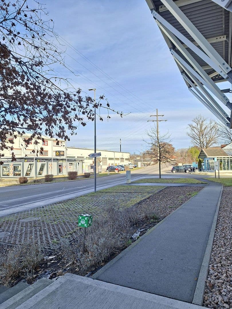 Prenájom kancelárie 371 m², Weil am Rhein, Bádensko-Wurttembersko Prenájom kancelárie 371 m², Weil am Rhein, Bádensko-Wurttembersko