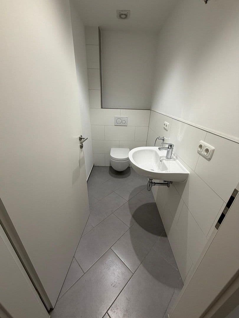 Predaj bytu 3-izbový 90 m², Biebesheim am Rhein, Hesensko Predaj bytu 3-izbový 90 m², Biebesheim am Rhein, Hesensko