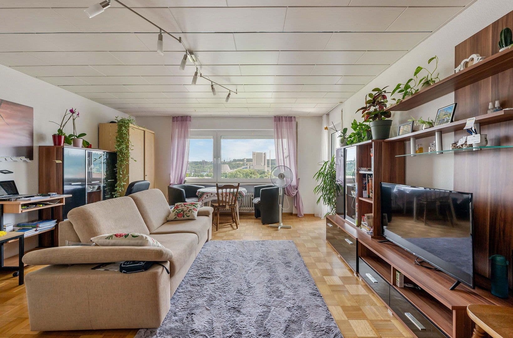 Predaj bytu 4-izbový 102 m², Esslingen am Neckar, Bádensko-Wurttembersko Predaj bytu 4-izbový 102 m², Esslingen am Neckar, Bádensko-Wurttembersko