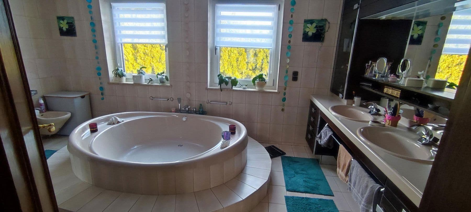 Predaj domu 253 m², pozemek 1.300 m², Monheim, Bavorsko Predaj domu 253 m², pozemek 1.300 m², Monheim, Bavorsko