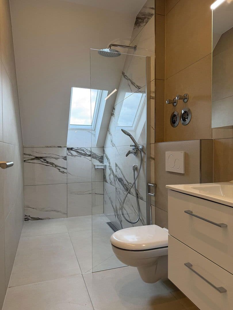 Prenájom bytu 2-izbový 48 m², Ebersstraße 58, Berlin, Berlín Prenájom bytu 2-izbový 48 m², Ebersstraße 58, Berlin, Berlín