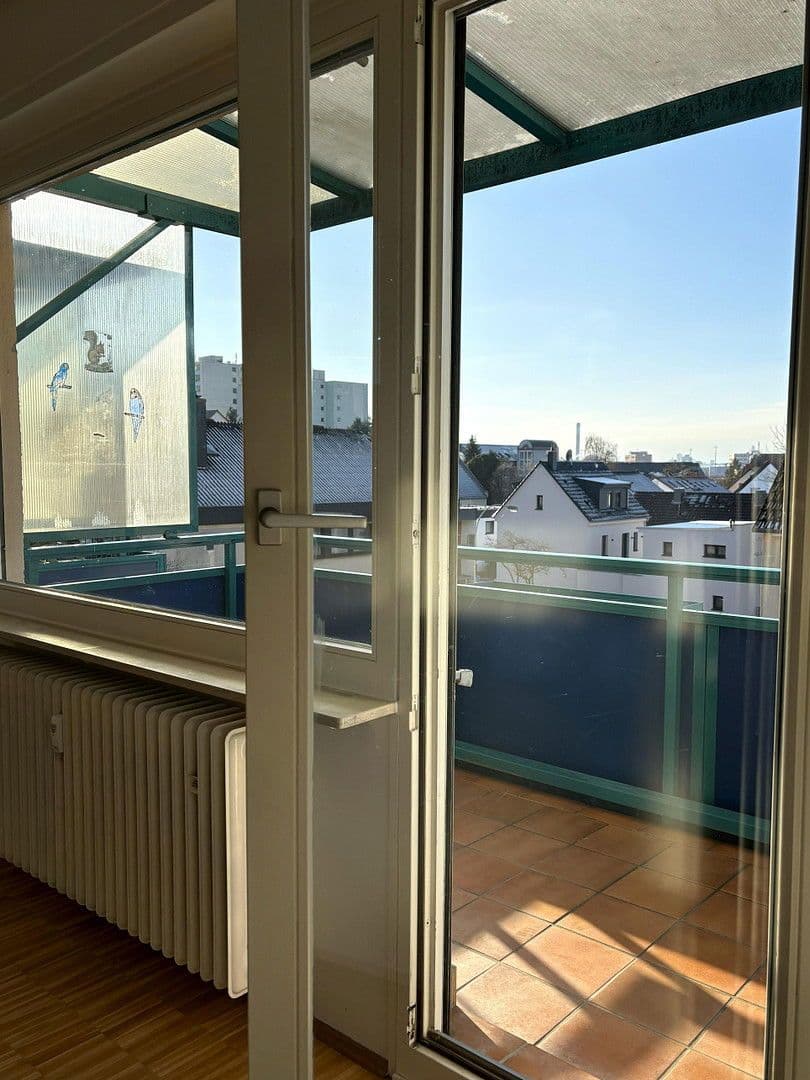 Prenájom bytu 2-izbový 48 m², Frankfurt, Hesensko Prenájom bytu 2-izbový 48 m², Frankfurt, Hesensko