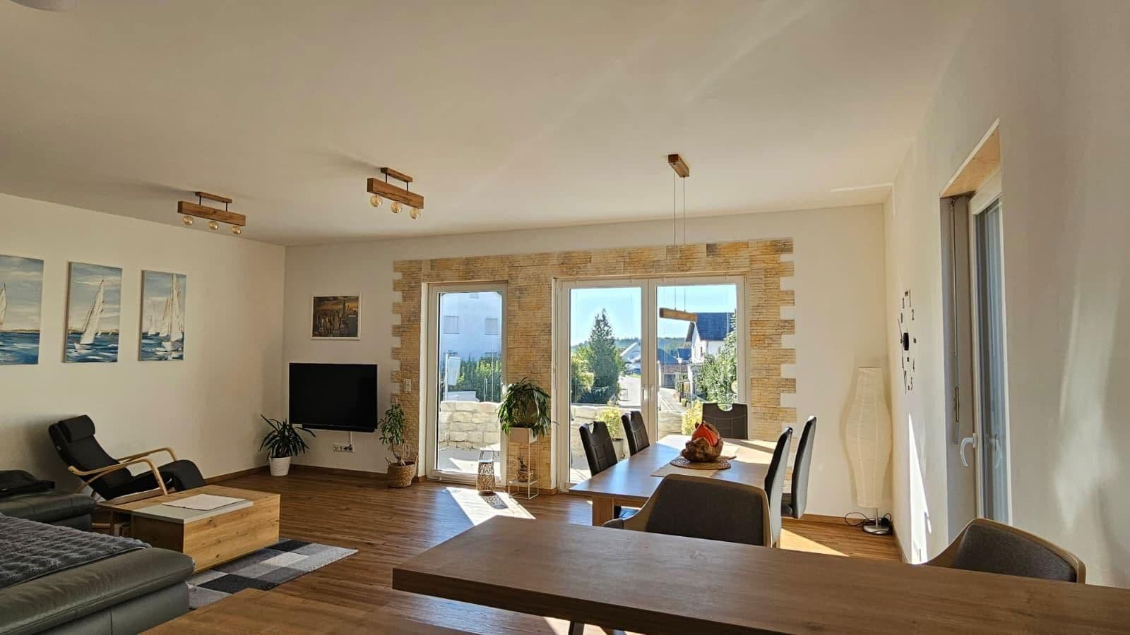 Predaj domu 127 m², pozemek 337 m², Dörndorf, Bavorsko Predaj domu 127 m², pozemek 337 m², Dörndorf, Bavorsko