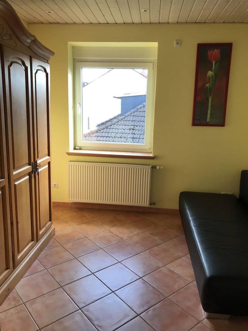 Predaj domu 300 m², pozemek 458 m², Groß-Zimmern, Hesensko Predaj domu 300 m², pozemek 458 m², Groß-Zimmern, Hesensko