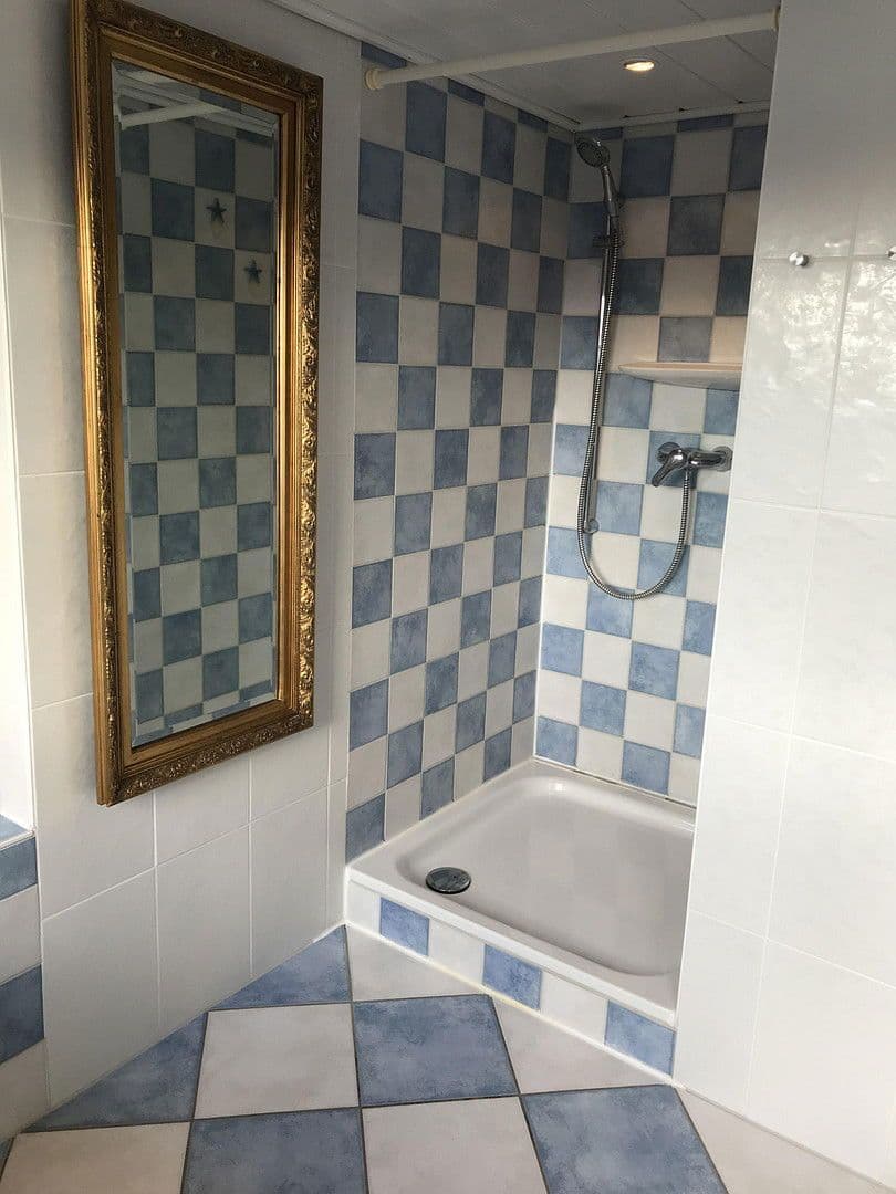 Predaj domu 300 m², pozemek 458 m², Groß-Zimmern, Hesensko Predaj domu 300 m², pozemek 458 m², Groß-Zimmern, Hesensko