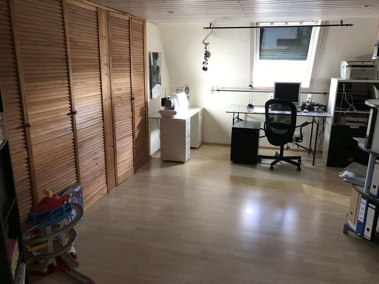 Predaj domu 300 m², pozemek 458 m², Groß-Zimmern, Hesensko Predaj domu 300 m², pozemek 458 m², Groß-Zimmern, Hesensko