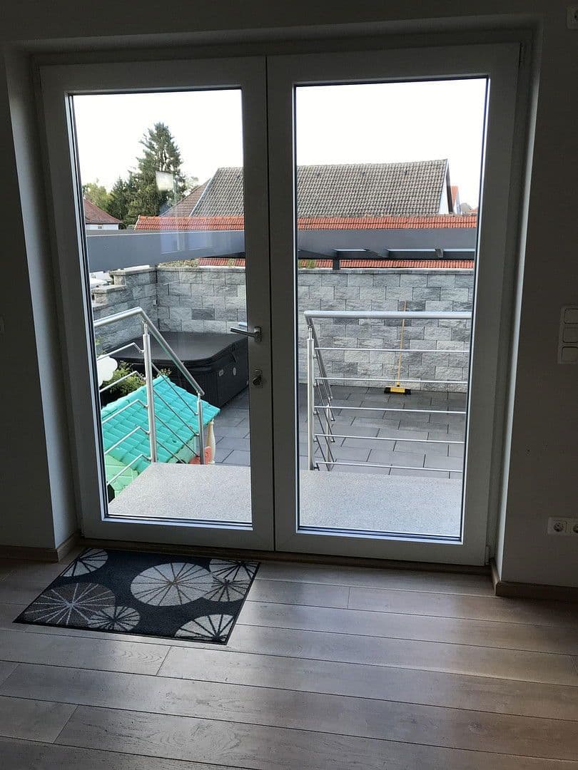 Predaj domu 300 m², pozemek 458 m², Groß-Zimmern, Hesensko Predaj domu 300 m², pozemek 458 m², Groß-Zimmern, Hesensko