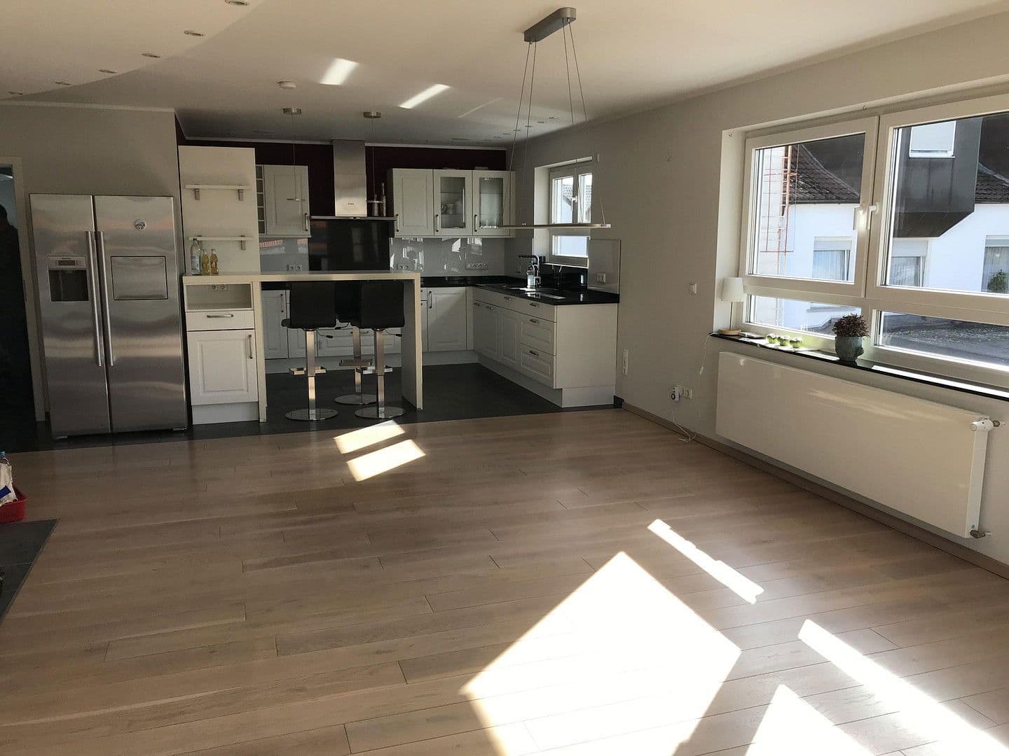 Predaj domu 300 m², pozemek 458 m², Groß-Zimmern, Hesensko Predaj domu 300 m², pozemek 458 m², Groß-Zimmern, Hesensko