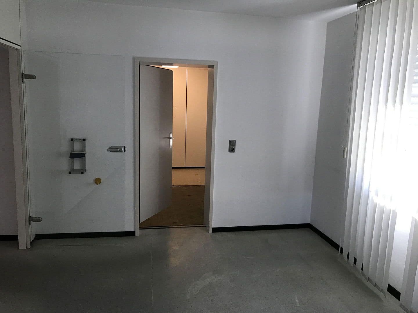 Predaj domu 300 m², pozemek 458 m², Groß-Zimmern, Hesensko Predaj domu 300 m², pozemek 458 m², Groß-Zimmern, Hesensko