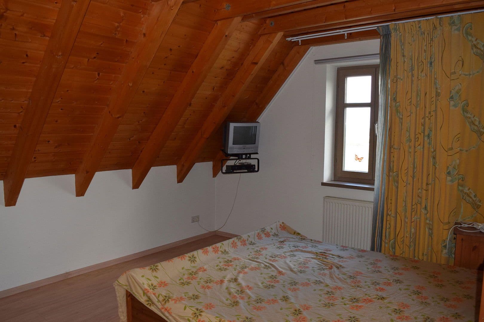 Predaj domu 450 m², pozemek 763 m², Oberreichenbach, Bavorsko Predaj domu 450 m², pozemek 763 m², Oberreichenbach, Bavorsko